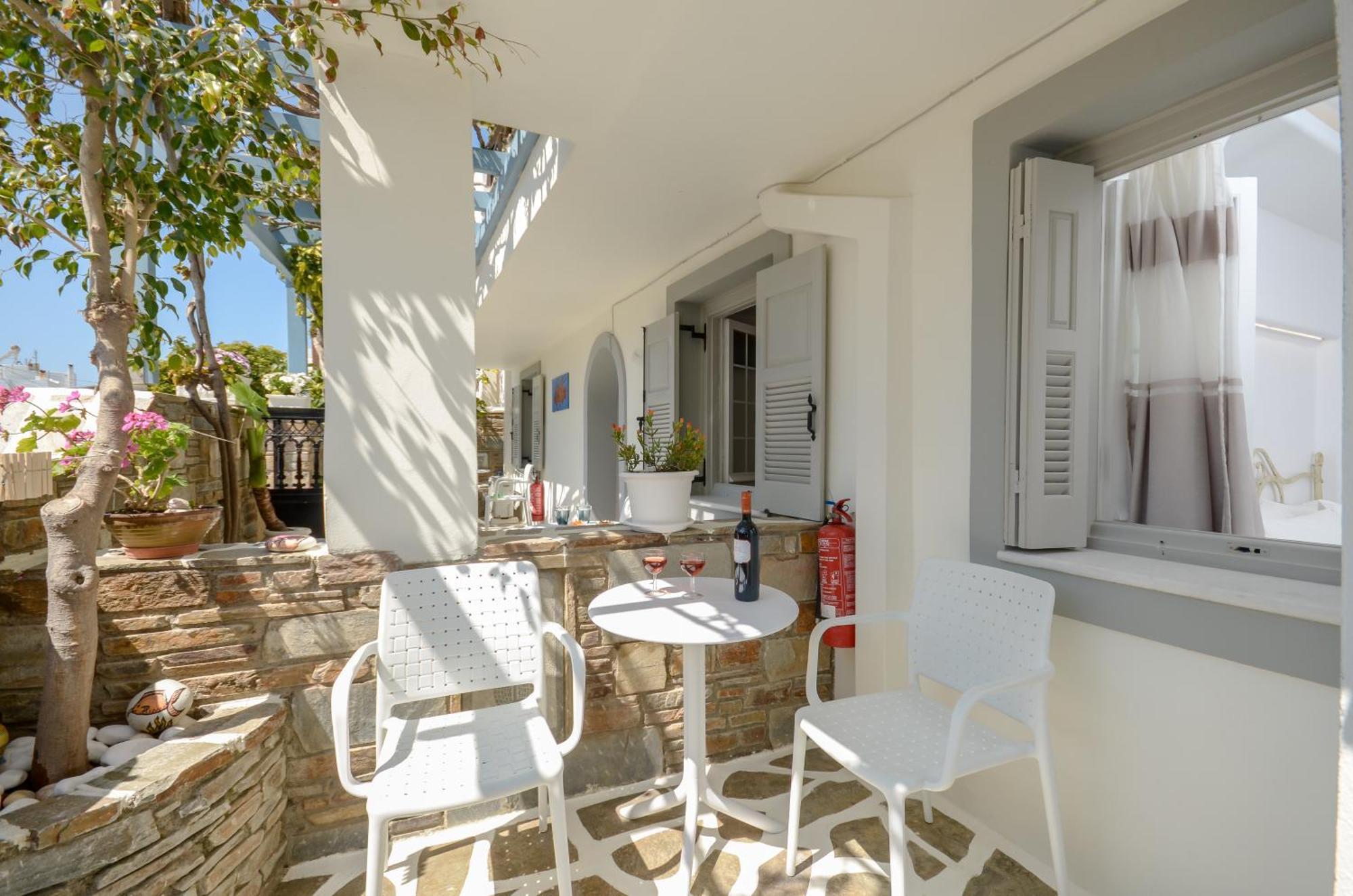 Sofi Pension Naxos City Exterior foto